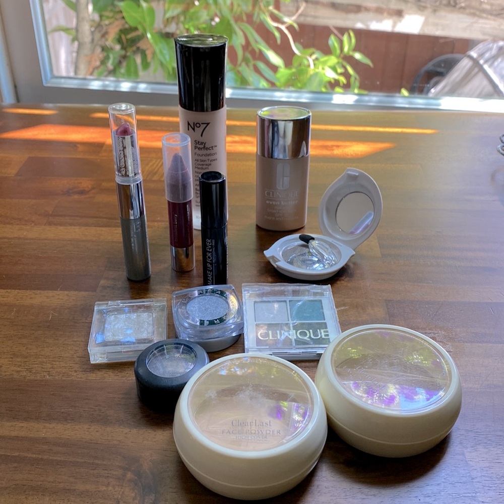Makeup products bundle